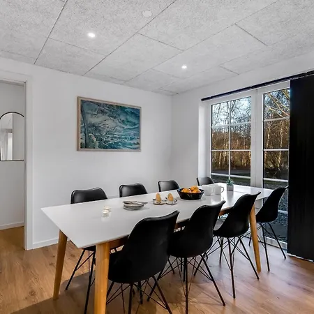 Thana - 1-4km From The Sea By Interhome *
